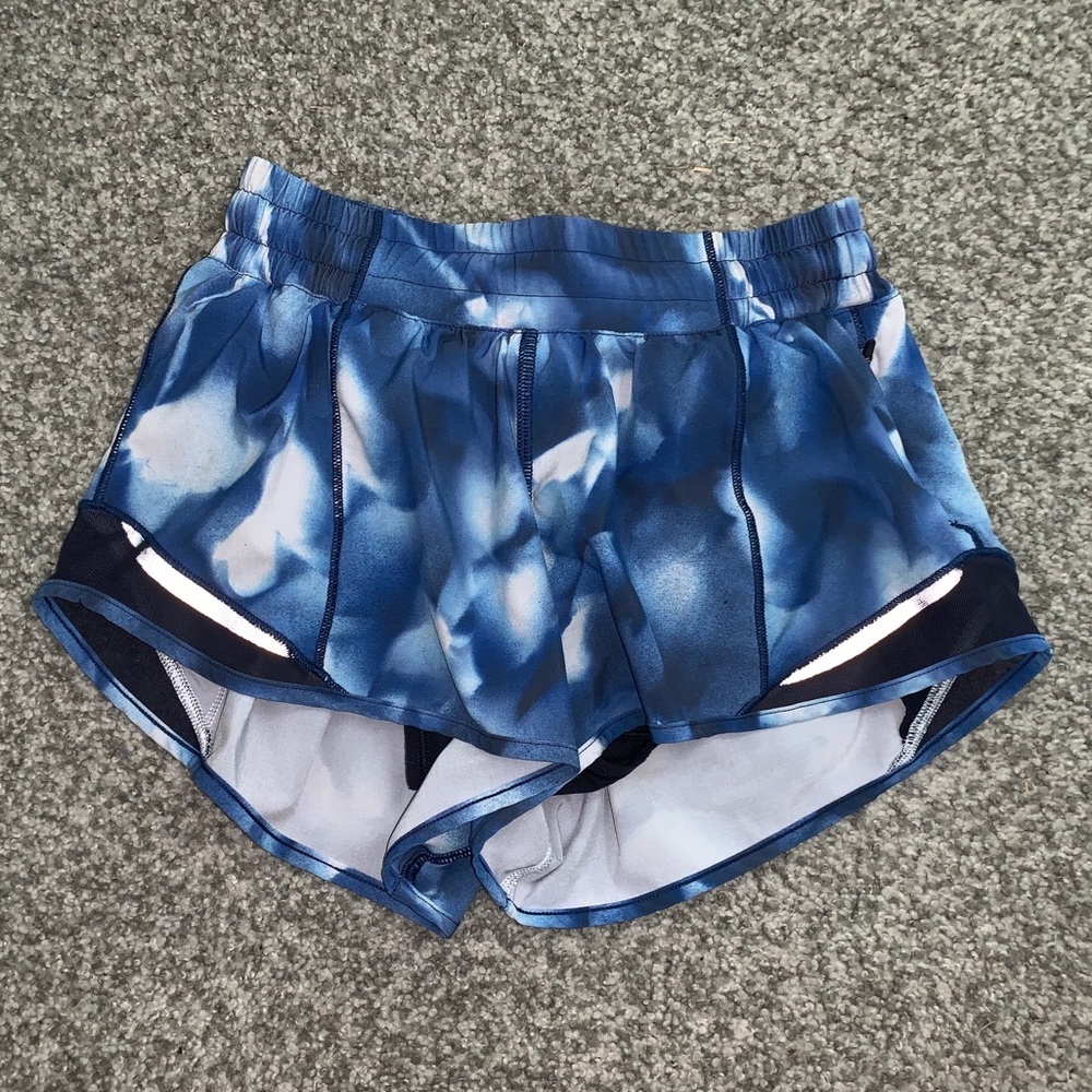 Hotty Hot size 4 lululemon shorts